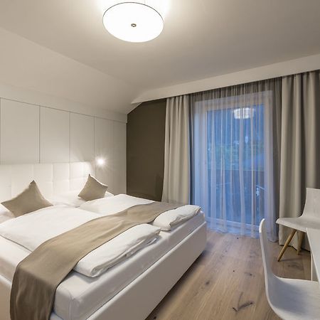 Lener Wirtshaus & Hotel Campo di Trens Bagian luar foto