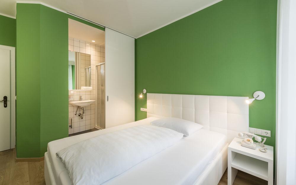 Lener Wirtshaus & Hotel Campo di Trens Bagian luar foto