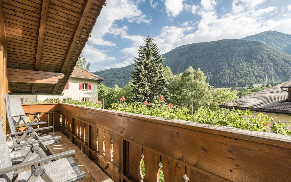 Lener Wirtshaus & Hotel Campo di Trens Bagian luar foto